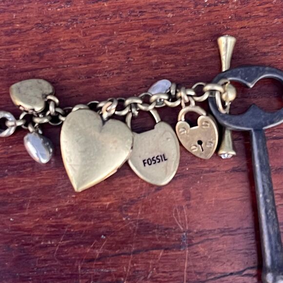 Y2k Fossil Charm Necklace Skeleton Key - Picture 8 of 10